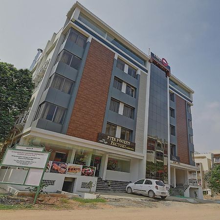 Hotel Super Grand Collection O Near Sarjapur Road Near 7D Voyage Bangalore Esterno foto