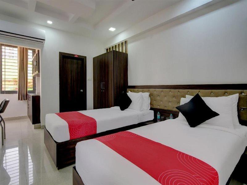 Hotel Super Grand Collection O Near Sarjapur Road Near 7D Voyage Bangalore Esterno foto
