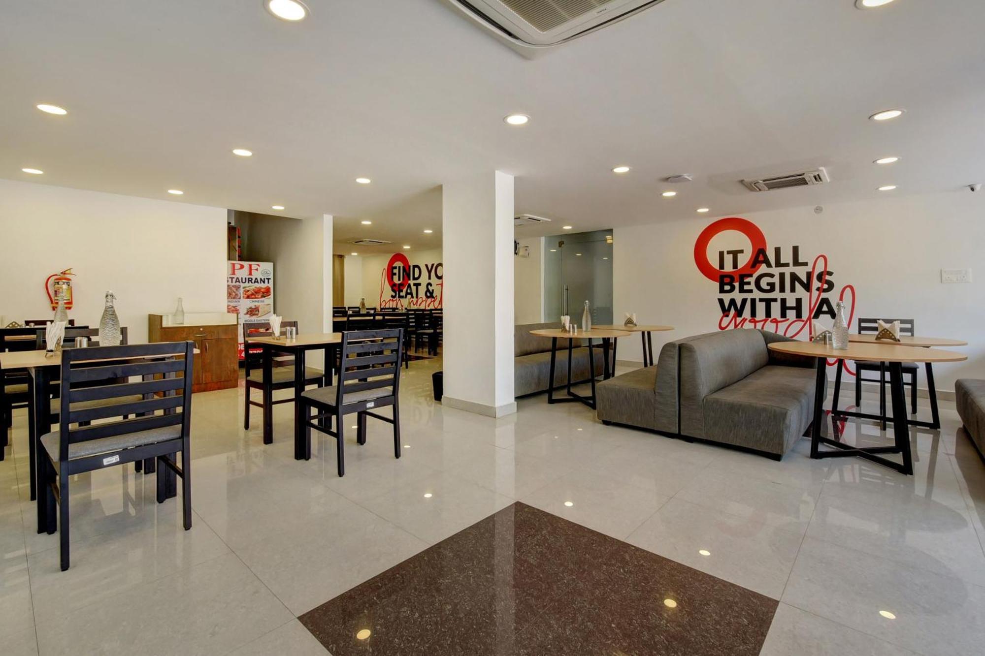 Hotel Super Grand Collection O Near Sarjapur Road Near 7D Voyage Bangalore Esterno foto
