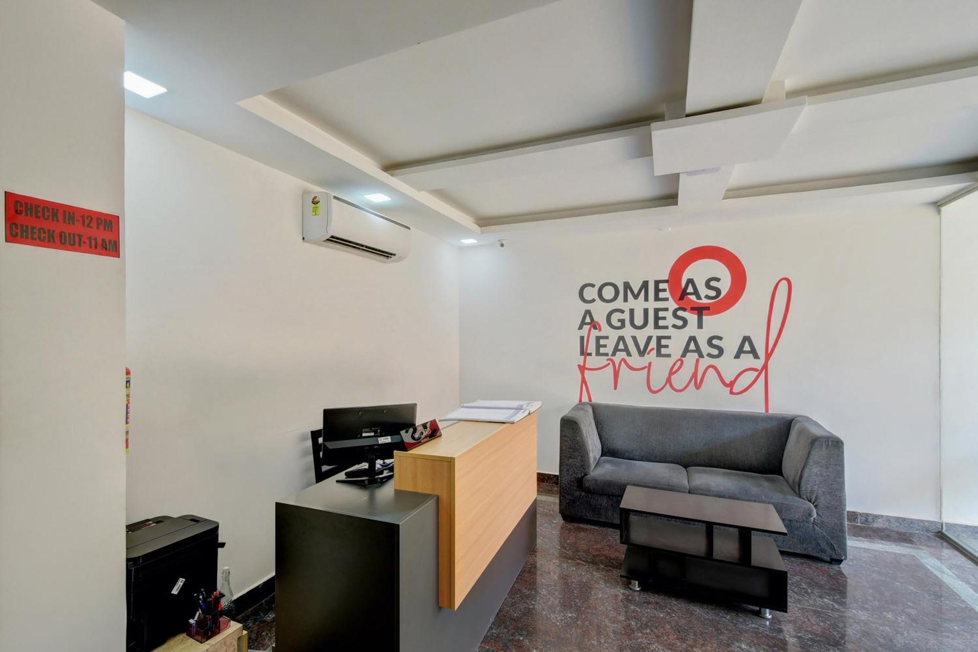 Hotel Super Grand Collection O Near Sarjapur Road Near 7D Voyage Bangalore Esterno foto