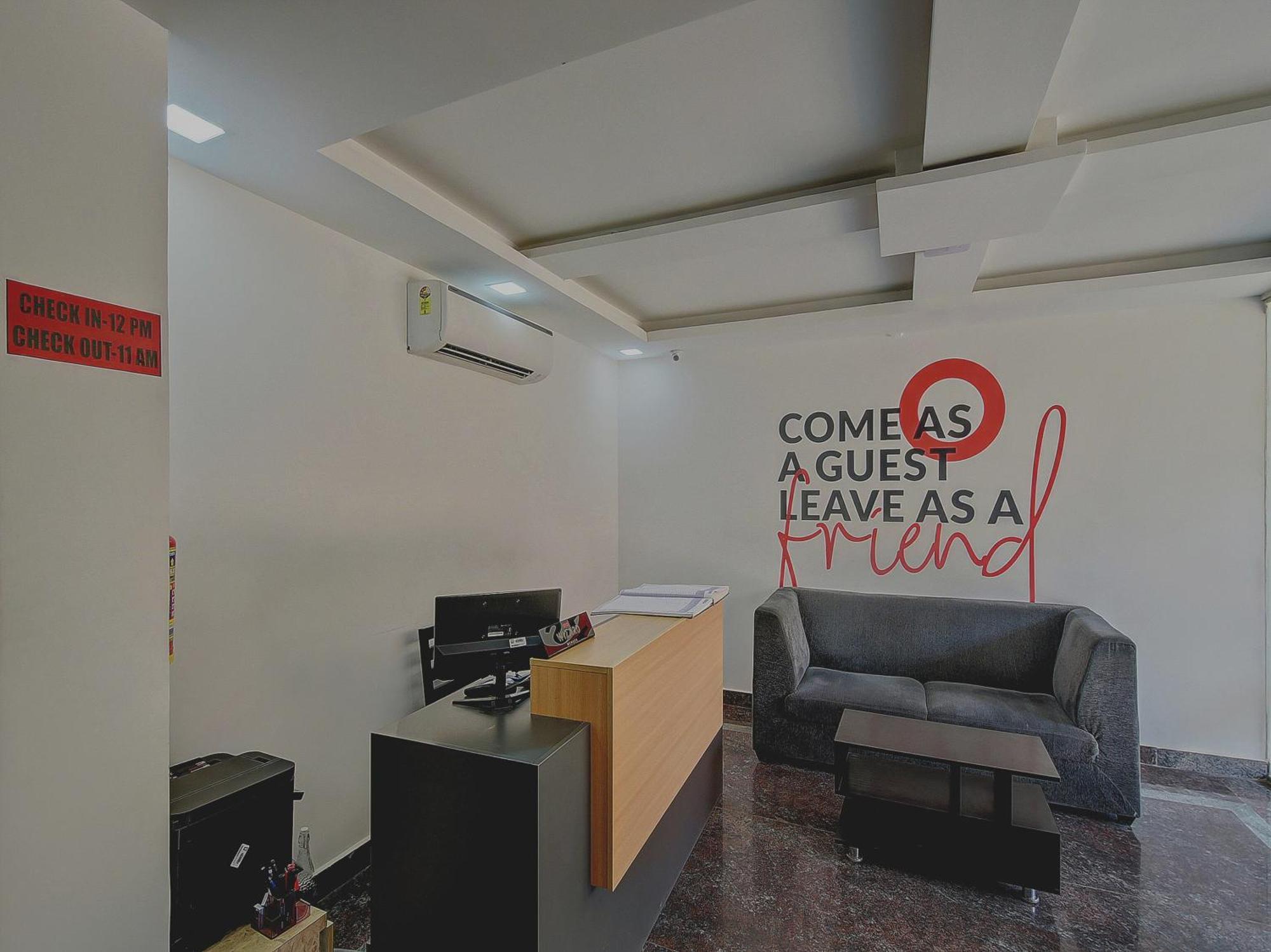 Hotel Super Grand Collection O Near Sarjapur Road Near 7D Voyage Bangalore Esterno foto